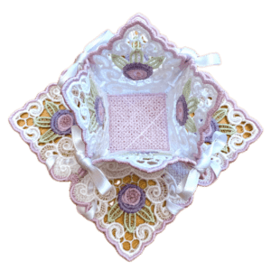 Embroidered Convertible Coaster for Wedding Venues